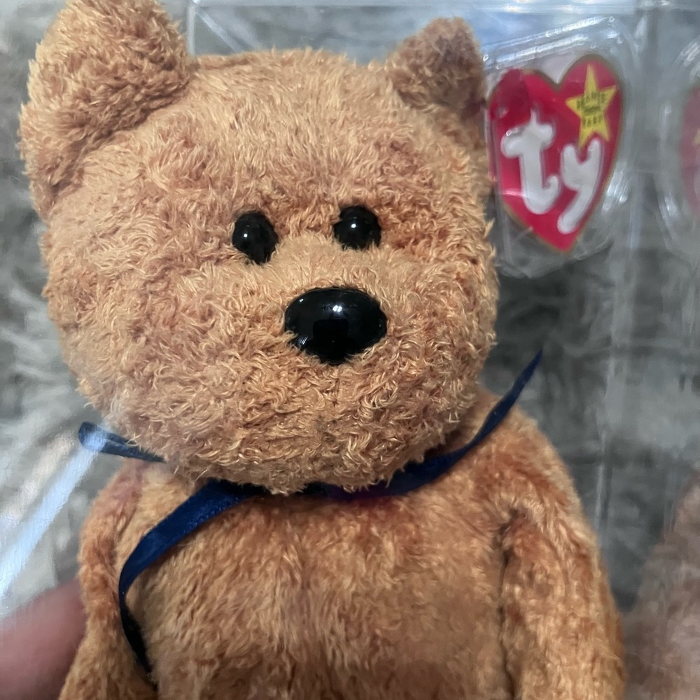 Ty  “Fuzz” Beanie baby